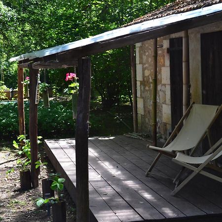 Les Bruyeres B&B Montbron Dış mekan fotoğraf