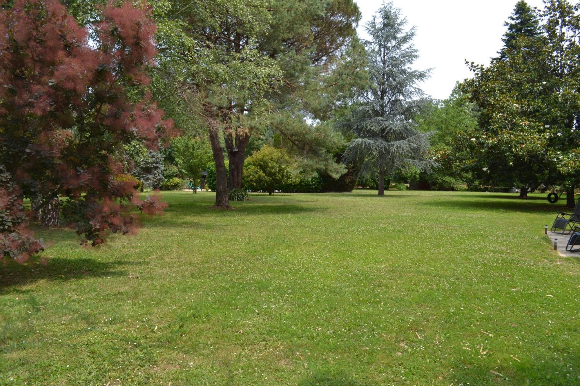 Les Bruyeres B&B Montbron Dış mekan fotoğraf