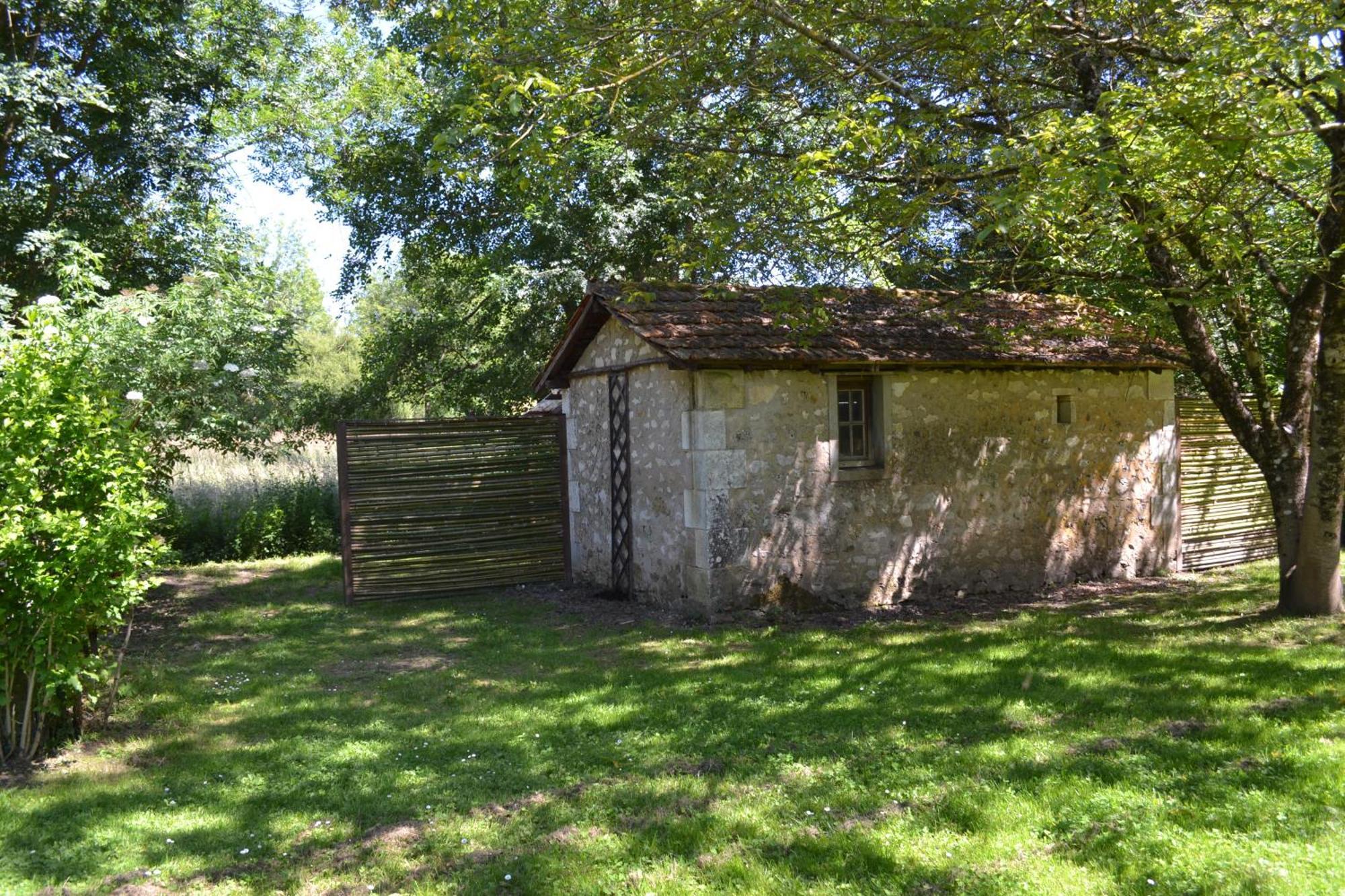 Les Bruyeres B&B Montbron Dış mekan fotoğraf